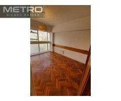 Departamento En Venta En Tribunales-uruguay Y Viamonte